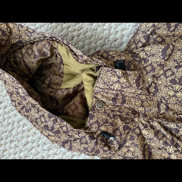 Simms Women’s Winter Jacket - Picture 2 of 7